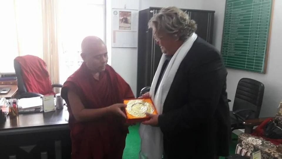 Tibet के उपाध्यक्ष, Richard Nilsson के साथ