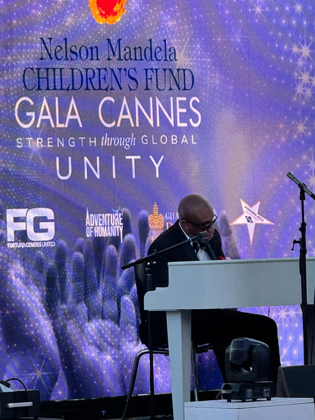 Nelson Mandela Children's Fund-এর তহবিল সংগ্রহের গালা